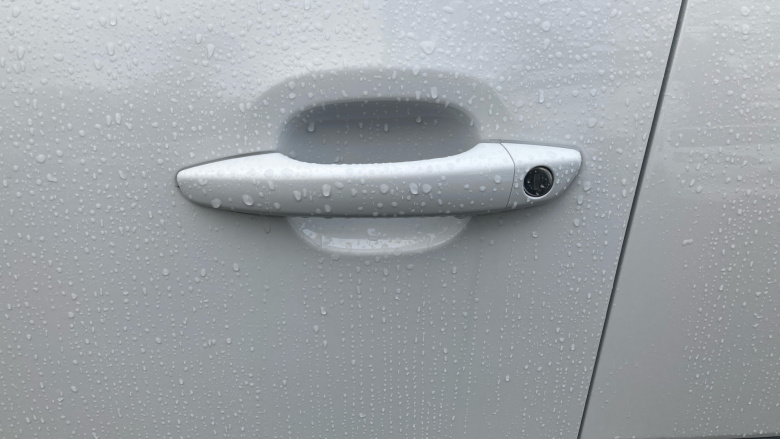 Citroen C3 1.2 PureTech 110 Plus 5dr EAT6 Petrol Hatchback